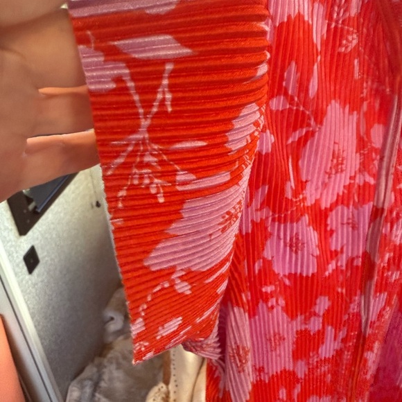 Cato Red and pink Floral Blouse XL - Picture 6 of 6